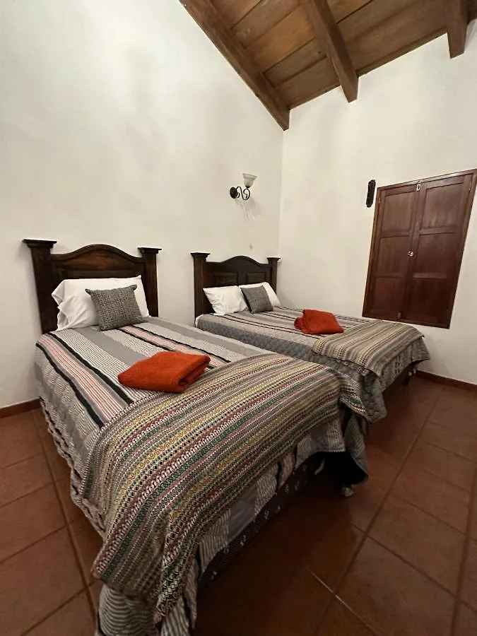 Casa Los Habitantes Antigua Guatemala 0*,  Гватемала