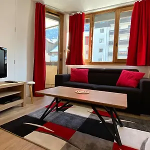 chamonix-confortable-f2-1-a-4-pers.hotels-rhonealpes.com/